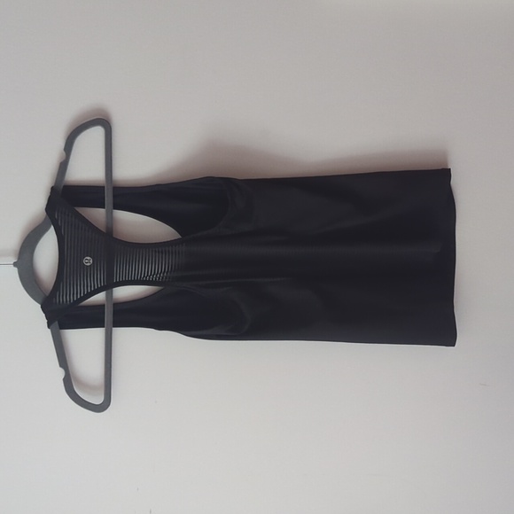 Lululemon Goal Crusher Tank (Stripe) - Picture 2 of 7